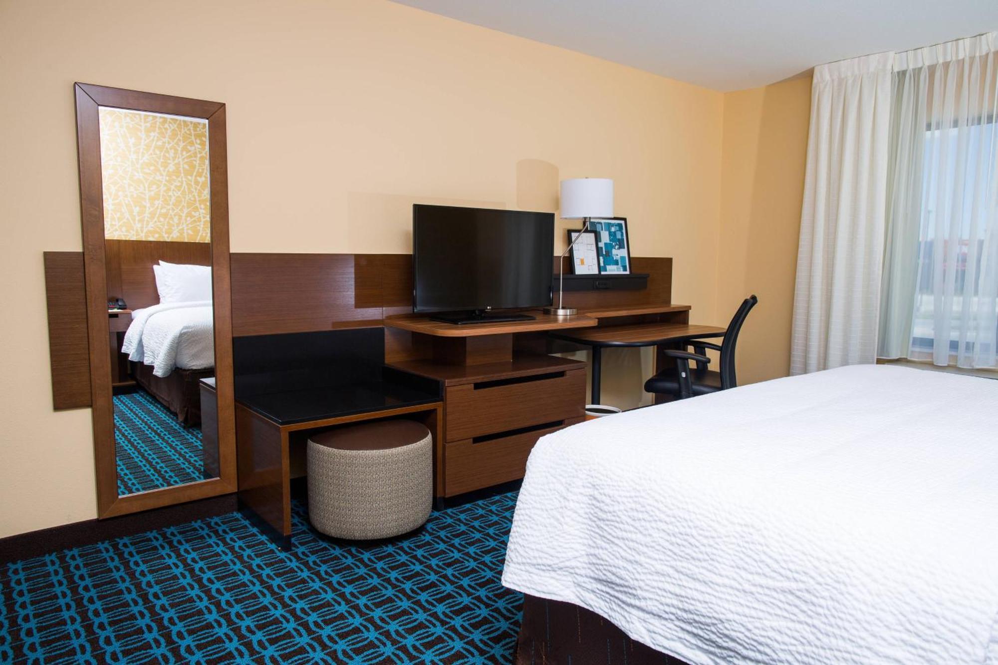 Fairfield Inn & Suites By Marriott Lincoln Southeast Exterior photo